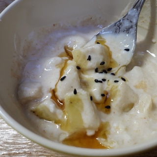 離乳食⭐幼児食⭐朝食に。バナナきなこ蜂蜜ヨーグルト